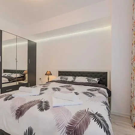 Zen Apartment