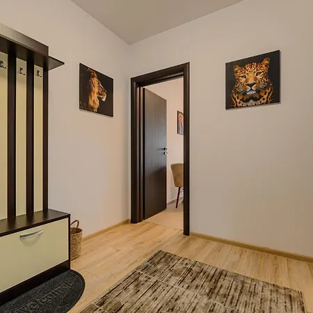 Zen Apartment *